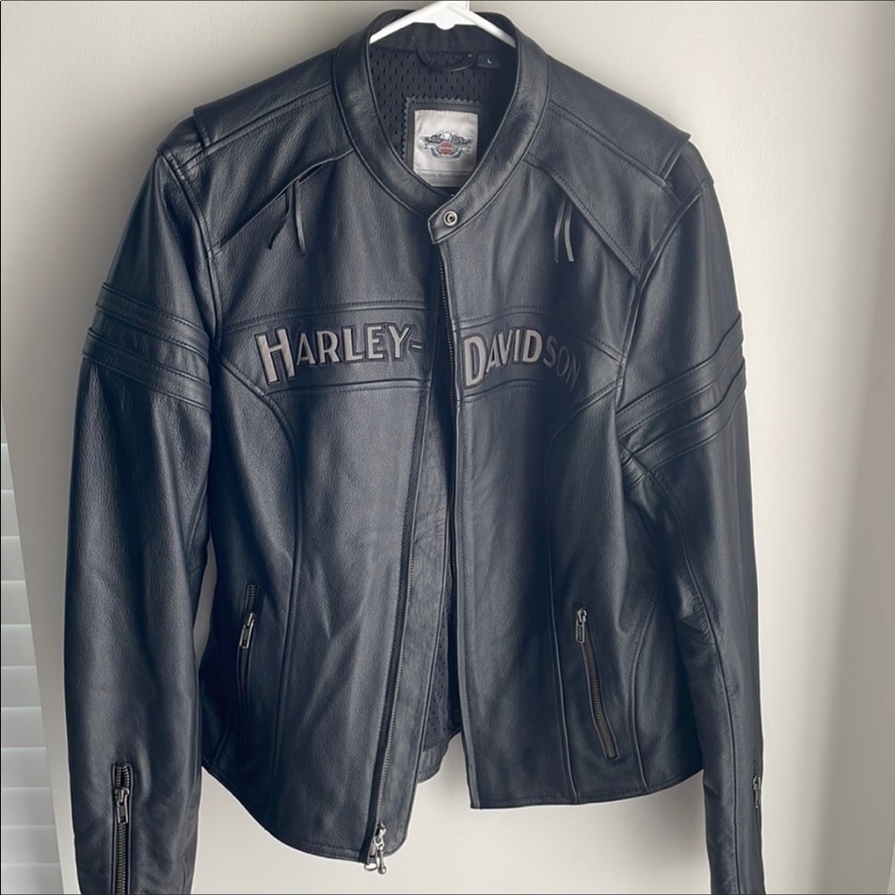 Harley-Davidson Womens Leather Jacket- Reflective piping- lining- Large